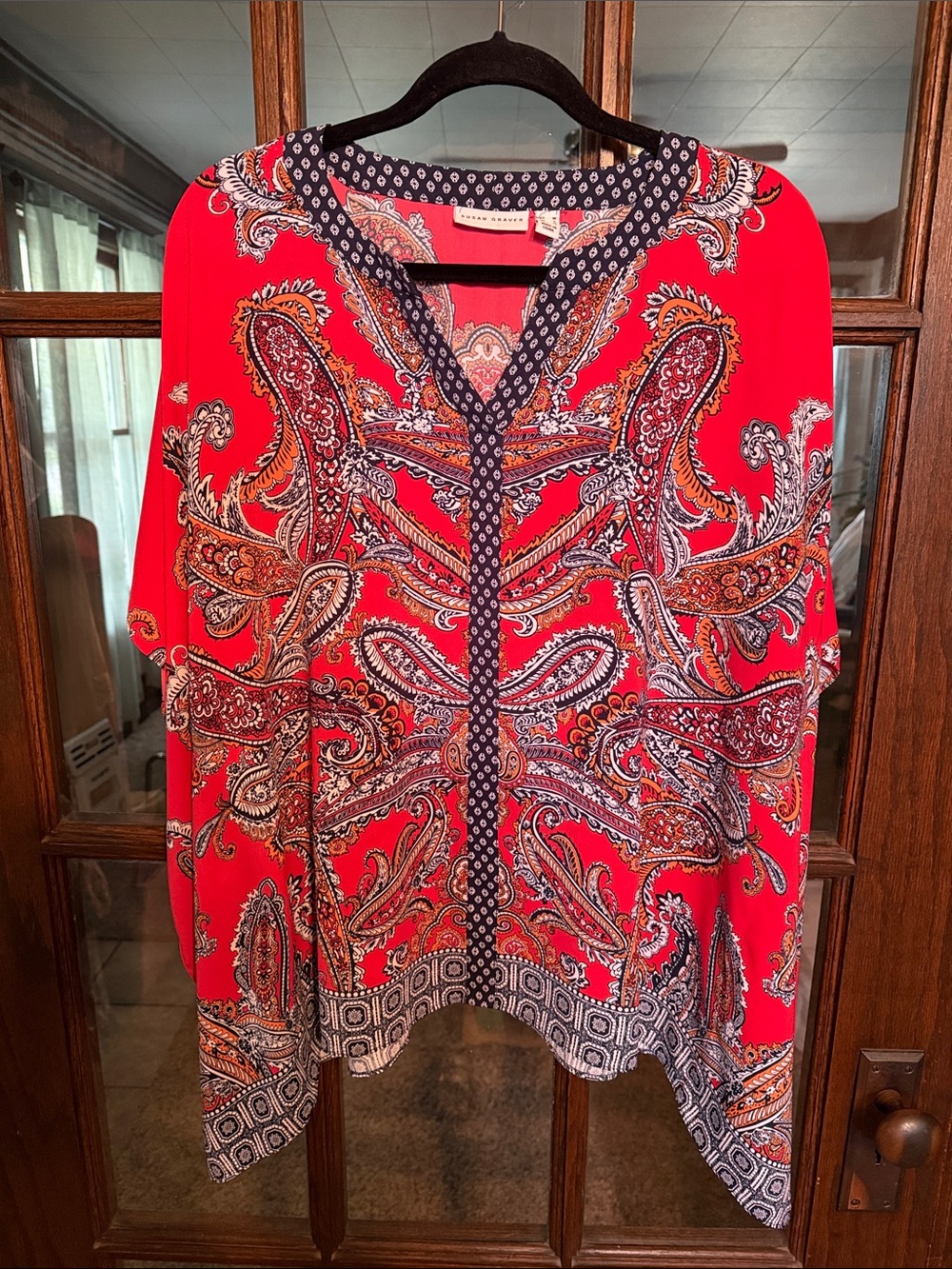 Susan Graver Womens Red Paisley Kaftan Blouse Split V-Neck Sharkbite Hem Size M
